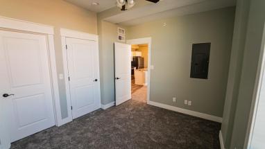 Citizens National Lofts 1-Bed 