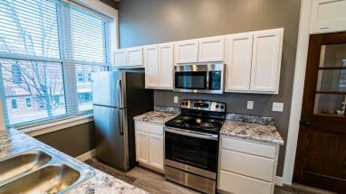 Citizens National Lofts 1-Bed 