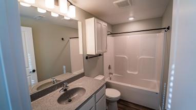 Citizens National Lofts 1-Bed 