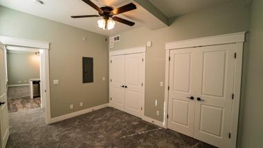 Citizens National Lofts 1-Bed 