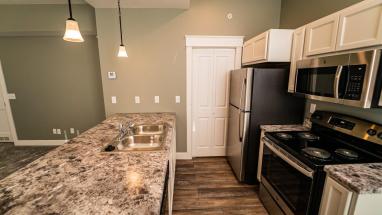 Citizens National Lofts 1-Bed 